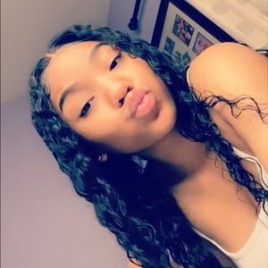 Meet your Posher, Luella